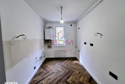 Apartament cu 2 camere decomandat în Micro 1 - 11