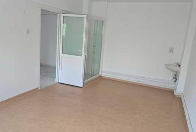Spațiu comercial, de 222 mp, în Ultracentral - 4
