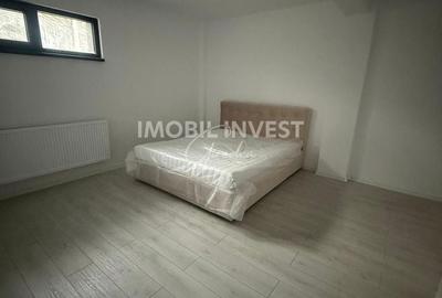 Apartament cu 3 camere în Central - 1