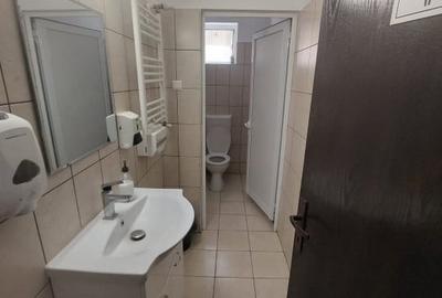 Delfinariu-bd. Mamaia, spatiu birouri, 150 mp., (ne)compartimentat. - 19