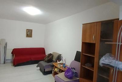 Garsonieră decomandată în Central - 9