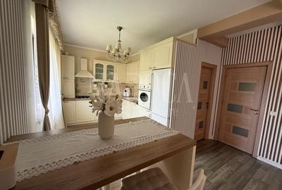 Casă individuală cu 4 camere cu Canalizare în Florești