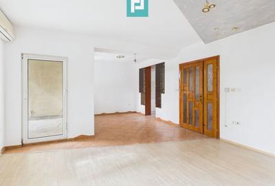 Vilă cu 5 camere pentru investiții în Dumbrăvița - 24