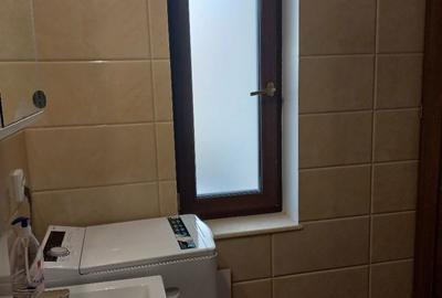 Apartament cu 3 camere decomandat în Popoveni - 2