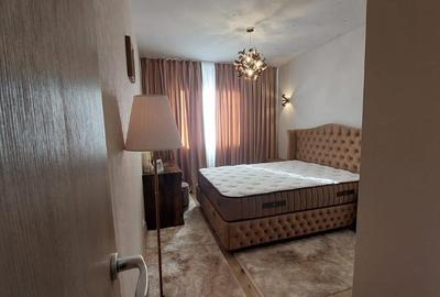 Apartament cu 3 camere decomandat în Băneasa