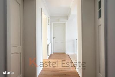 Casă cu 5 camere cu Teren 300 Mp în Central - 11