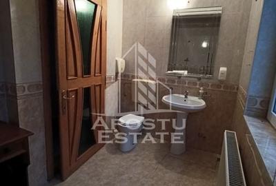 Vilă spațioasă cu piscină și teren generos (2500 mp) + teren de tenis! - 26