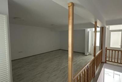 Casă cu 7 camere cu Teren 420 Mp în Corunca - 8