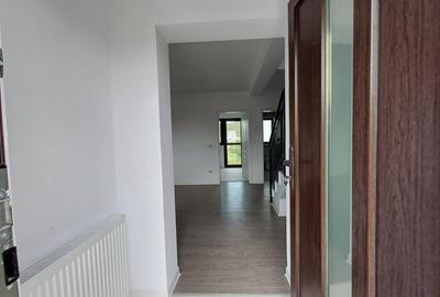 Casă individuală cu 3 camere cu Canalizare în Miroslava - 3