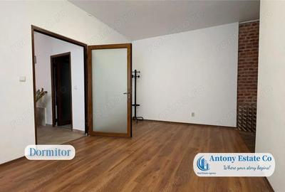 Spațiu comercial, de 64 mp, în Central - 7