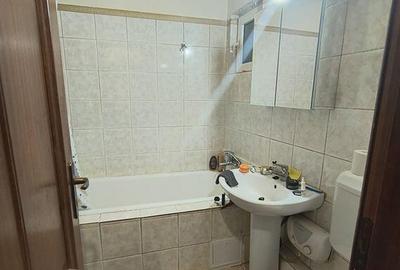 Superoferta! Ion Mihalache (1 Mai)- Banu Manta - 1