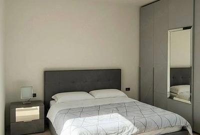 Casă cu 7 camere cu Teren 343 Mp în Malu Mare - 3