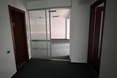 210 mp la parter in imobil nou. - 4