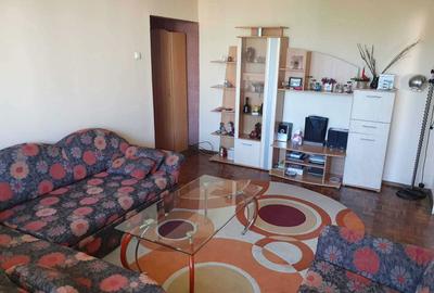 Apartament cu 3 camere semidecomandat în Central - 7