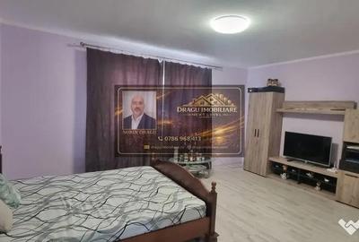 Casă cu 7 camere cu Canalizare în Adjud - 9