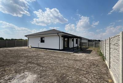 Casă individuală cu 4 camere cu Canalizare în Parța - 5