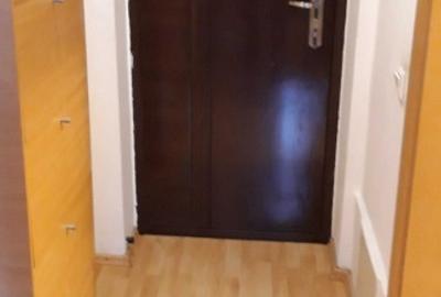 Garsonieră decomandată în Astra - 4