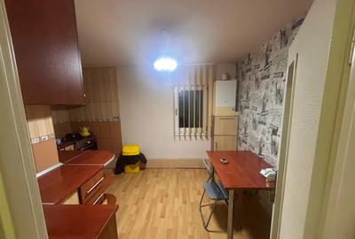 Apartament cu 3 camere decomandat în Exterior Vest - 6