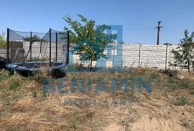 Casă cu Teren 834 Mp în Bordei