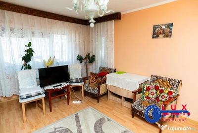 Apartament cu 3 camere decomandat în E3 - 9