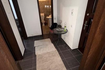 Apartament cu 2 camere decomandat în Theodor Pallady