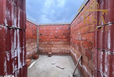 Casă cu 5 camere cu Teren 1690 Mp în Central - 6