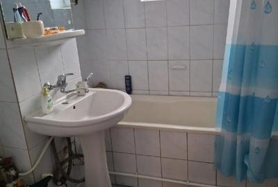 Apartament cu 3 camere decomandat în Far - 7