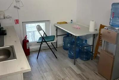 Casă cu 6 camere cu Canalizare în Moșilor - 17