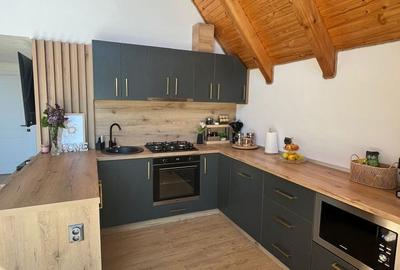 Casă cu 4 camere cu Teren 1200 Mp în Bănești - 5