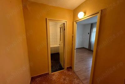 Apartament 3 camere - Micro 16 Str. Sanatatii - 11