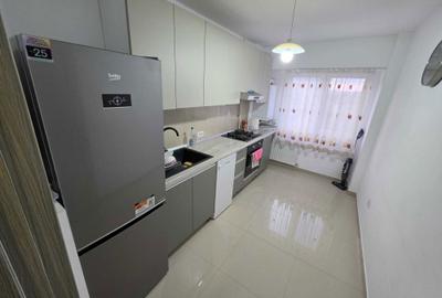 Apartament cu 3 camere semidecomandat în Unirii Sud - 3
