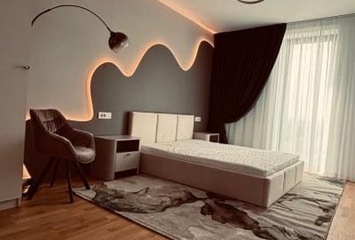 Apartament cu 3 camere decomandat, mobilat în Băneasa