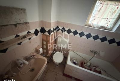 Apartament cu 4 camere decomandat în Central - 1