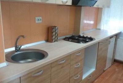 Apartament cu 2 camere decomandat în Soarelui