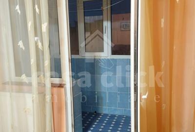 Apartament cu 2 camere decomandat în Micro 17 - 6