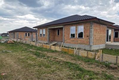 Casă cu 4 camere cu Teren 480 Mp în Central - 8