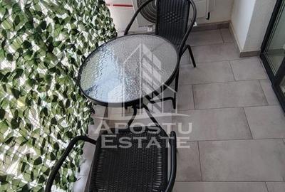 Apartament cu 2 camere semidecomandat, mobilat în Circumvalațiunii - 12