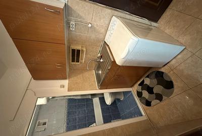 Inchiriez Garsoniera 24mp in zona Piata Tractorul , et.1 - 9