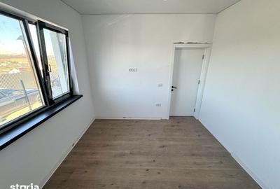 Casă cu 3 camere cu Teren 350 Mp în Bucium - 1