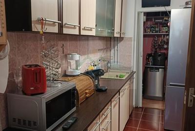 Apartament cu 3 camere decomandat în Central - 18