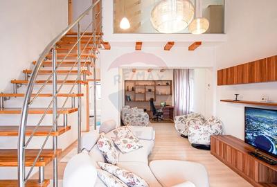 Apartament cu 3 camere decomandat în Calea București