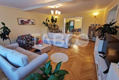 Casa de vanzare cu 4 camere decomandate si garaj in Cisnadie - 2