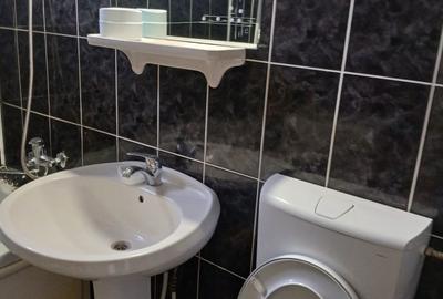 Apartament cu 2 camere semidecomandat în Micro 1 - 4