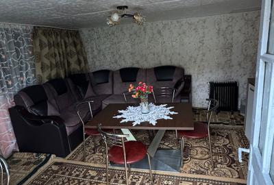 Casă cu 4 camere în Mănăstirea Cașin - 1