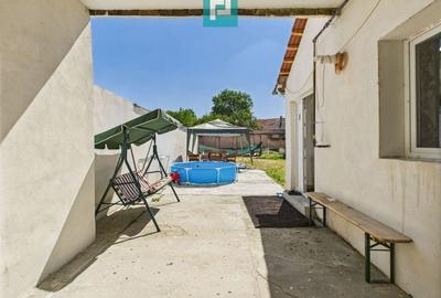 Casă cu 3 camere, anexe  locație Premium în Pecica - 2