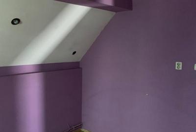 Casă cu 5 camere cu Teren 271 Mp în Enachiță Văcărescu - 2