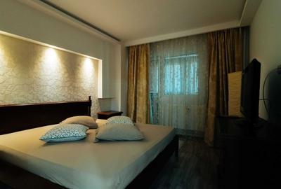 Apartament cu 3 camere decomandat, mobilat în Doamna Ghica