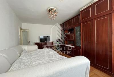 Apartament cu 2 camere, decomandat, zona Lipovei - 2