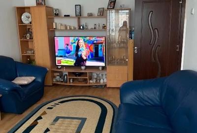 Apartament cu 3 camere decomandat în Tomis Nord