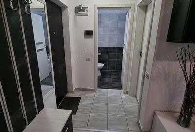 Apartament cu 2 camere decomandat în Metalurgiei